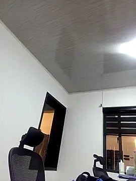 Dante Knox online show from March 13, 11:39 am