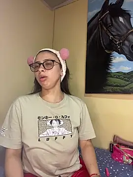 Snapshot of Shayla--broos chatting on February 12, 6:36 pm Shayla--broos online show from February 12, 6:36 pm