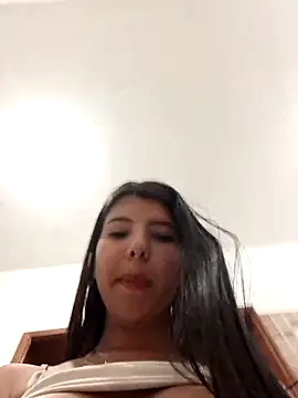 jade03  online show from February 18, 8:05 pm