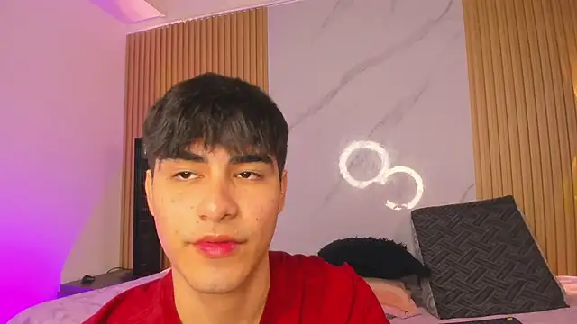 IamJuanJoc online show from February 22, 3:29 am