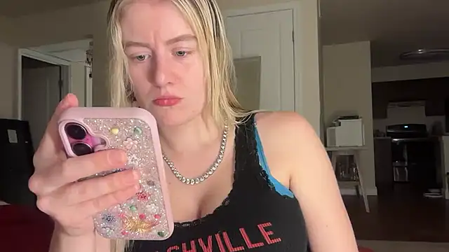 blondebunny999 999 online show from February 17, 4:20 am