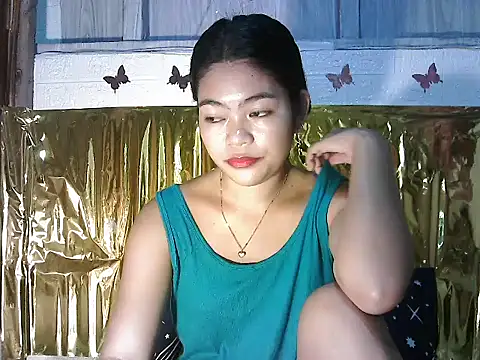 Snapshot of Sexyhotjove chatting on June 13, 6:22 am Sexyhotjove online show from June 13, 6:22 am