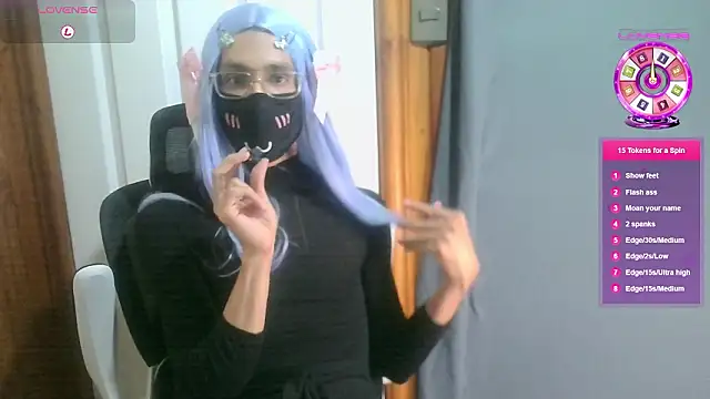 Snapshot of Frankie_boygirl chatting on February 28, 9:27 pm Frankie boygirl online show from February 28, 9:27 pm