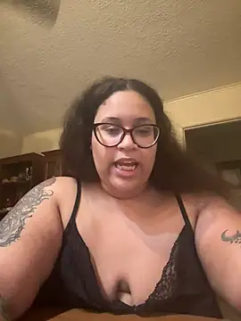 Snapshot of SilkSoleBunnie chatting on January 10, 4:47 am SilkSoleBunnie online show from January 10, 4:47 am