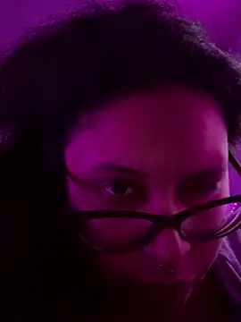 Snapshot of SilkSoleBunnie chatting on January 10, 11:31 pm SilkSoleBunnie online show from January 10, 11:31 pm