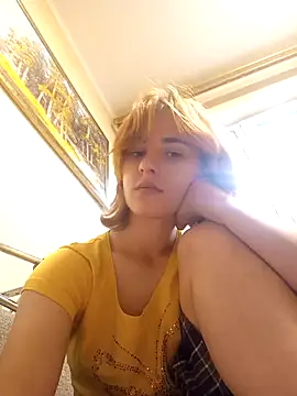 Lalallalalalalala online show from June 24, 10:14 am