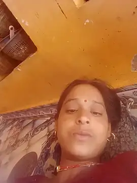 Snapshot of mabimi_sexe chatting on April 14, 5:35 am mabimi sexe online show from April 14, 5:35 am