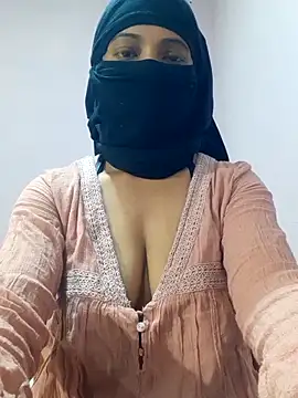 cutehotwife online show from March 3, 4:51 am