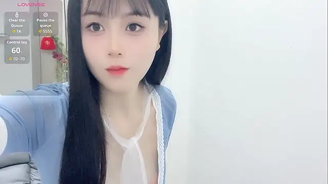 Snapshot of Yuner-i888 chatting on January 15, 1:21 am Yuner-i888 online show from January 15, 1:21 am