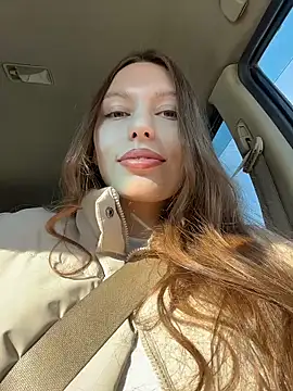 Snapshot of LeiaMood chatting on February 15, 5:04 am LeiaMood online show from February 15, 5:04 am