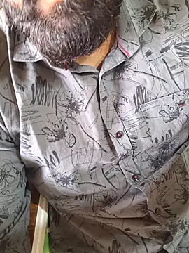 aadihott online show from April 23, 9:08 am