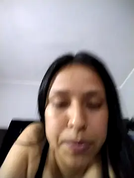 Snapshot of Aleja_1426 chatting on March 12, 10:49 pm Aleja 1426 online show from March 12, 10:49 pm