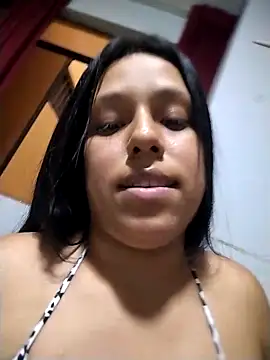 Snapshot of Aleja_1426 chatting on March 29, 10:43 pm Aleja 1426 online show from March 29, 10:43 pm