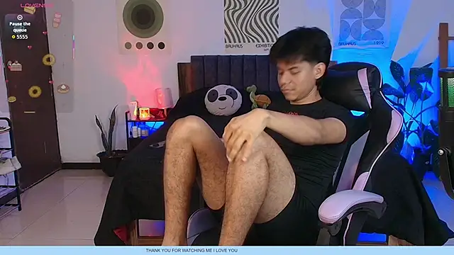 Snapshot of kain_moreti chatting on January 13, 11:15 am kain moreti online show from January 13, 11:15 am