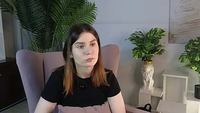 RickiHamelinck online show from January 13, 9:14 am