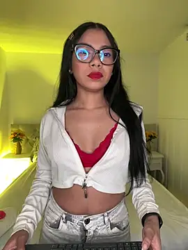 Snapshot of Little_Lexyy chatting on June 11, 5:16 am Little Lexyy online show from June 11, 5:16 am