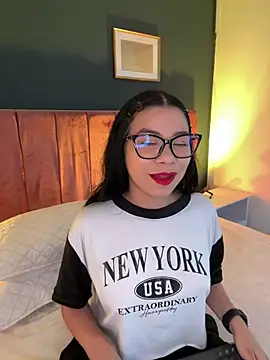 Snapshot of Little_Lexyy chatting on July 5, 5:36 am Little Lexyy online show from July 5, 5:36 am