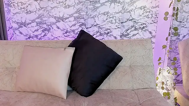 soffi joness23 online show from March 19, 7:07 pm