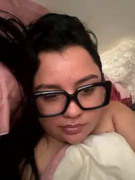 Snapshot of kimelizha chatting on January 10, 7:26 pm kimelizha online show from January 10, 7:26 pm