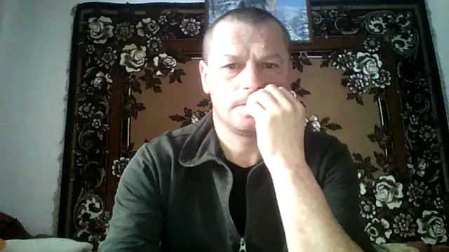Snapshot of Ivan9iutt chatting on February 6, 7:34 am Ivan9iutt online show from February 6, 7:34 am
