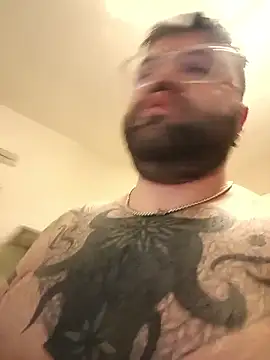 Snapshot of lovuoi20cm chatting on January 10, 7:04 pm lovuoi20cm online show from January 10, 7:04 pm