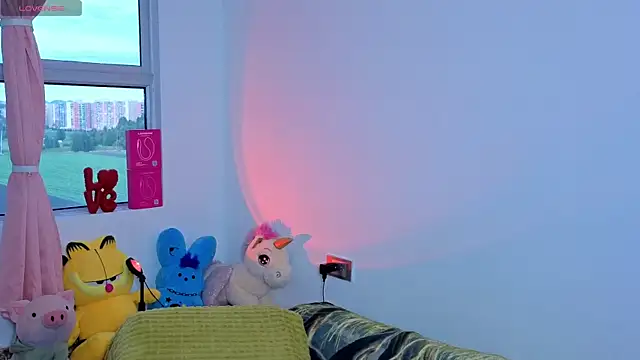 Maiky Cooper01 online show from April 6, 10:00 pm