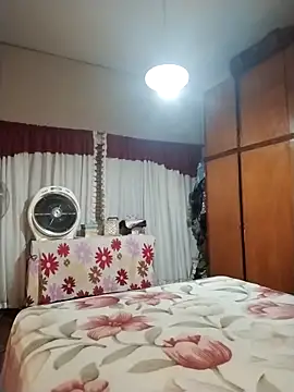 Juguetonafogosa5 online show from March 11, 11:22 pm