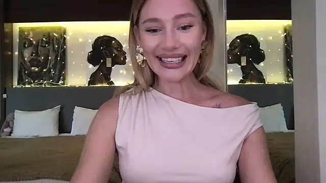 Stella muse online show from February 9, 5:00 am