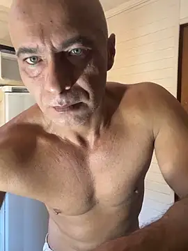 Snapshot of dogfrota chatting on February 4, 3:07 pm dogfrota online show from February 4, 3:07 pm