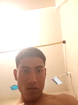 CrIs1dtian3 online show from February 11, 3:28 pm