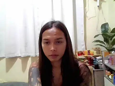 Snapshot of LOVELYMAYUMIE chatting on June 10, 5:45 pm LOVELYMAYUMIE online show from June 10, 5:45 pm