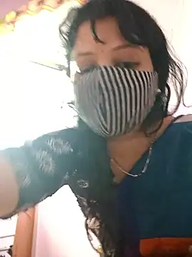 Snapshot of Priyaji7575 chatting on January 14, 7:47 am Priyaji7575 online show from January 14, 7:47 am