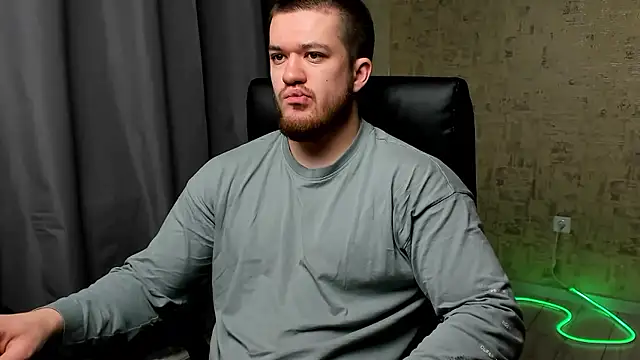 Snapshot of Well_boy chatting on January 19, 9:02 am Well boy online show from January 19, 9:02 am