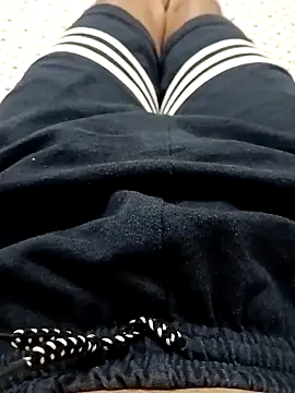 Uzieham22 online show from April 8, 6:19 pm