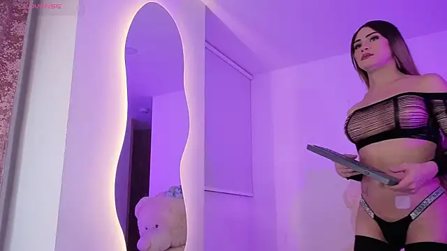 Isabella Doll  online show from January 19, 4:05 am