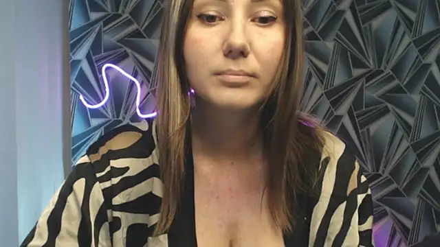 NikkiKiss    online show from May 15, 12:28 am
