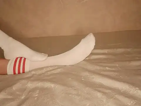 Undermysoles online show from January 13, 8:36 pm