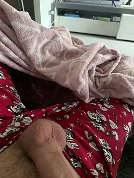 Snapshot of Buenoboss chatting on February 8, 10:40 am Buenoboss online show from February 8, 10:40 am