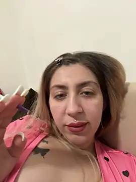 Snapshot of dalia0710 chatting on January 31, 9:57 pm dalia0710 online show from January 31, 9:57 pm