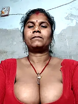 Snapshot of Hot_di97 chatting on March 25, 12:05 am Hot di97 online show from March 25, 12:05 am