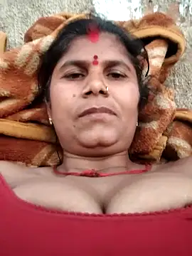 Snapshot of Hot_di97 chatting on March 29, 1:00 pm Hot di97 online show from March 29, 1:00 pm