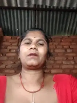 Snapshot of Hot_di97 chatting on April 7, 10:05 am Hot di97 online show from April 7, 10:05 am