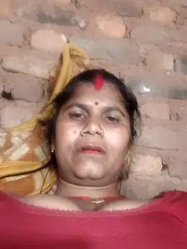 Snapshot of Hot_di97 chatting on April 11, 1:26 pm Hot di97 online show from April 11, 1:26 pm