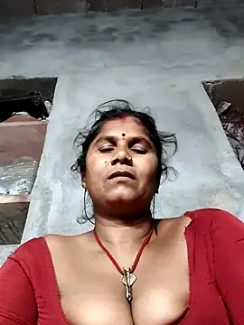 Snapshot of Hot_di97 chatting on April 22, 3:24 pm Hot di97 online show from April 22, 3:24 pm