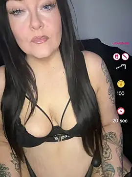 Miss CurvesXXX online show from May 19, 10:16 pm