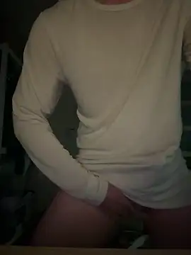 Snapshot of Alexkimsumin chatting on April 14, 3:07 pm Alexkimsumin online show from April 14, 3:07 pm