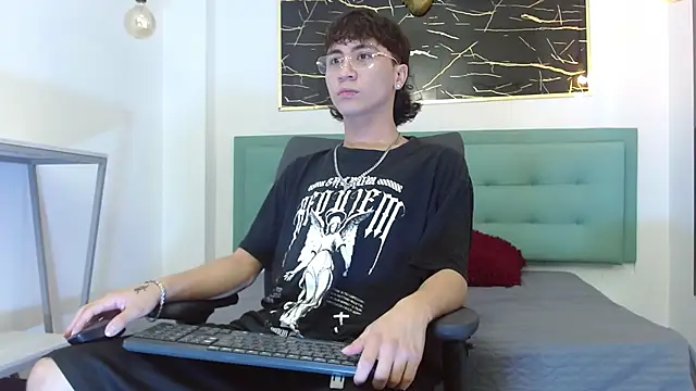 XanderGrey8 online show from April 17, 12:41 pm