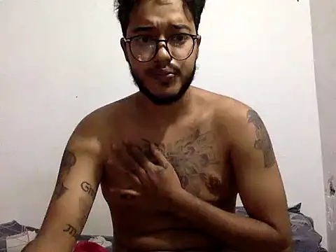 Snapshot of Tito_12_ chatting on February 4, 10:21 am Tito 12 online show from February 4, 10:21 am