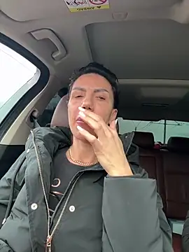 Missolevelvet online show from January 19, 1:26 pm