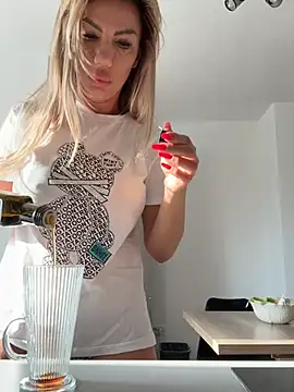 Missolevelvet online show from April 13, 5:35 am